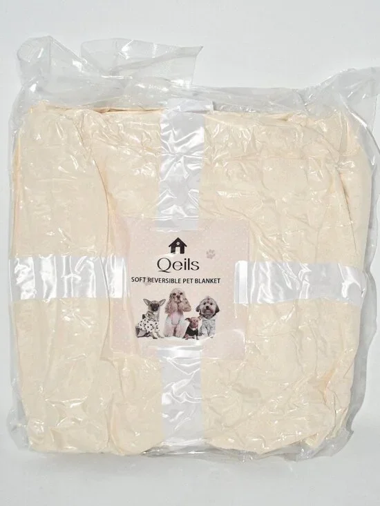 Qeils Waterproof Pet Blanket, 30x40, Khaki, Sherpa Fleece, Cat/ Dog Throw, NWT