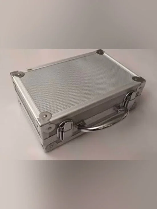 Makeup Aluminum Storage Organizer Carry On Case With A Mirror. 10