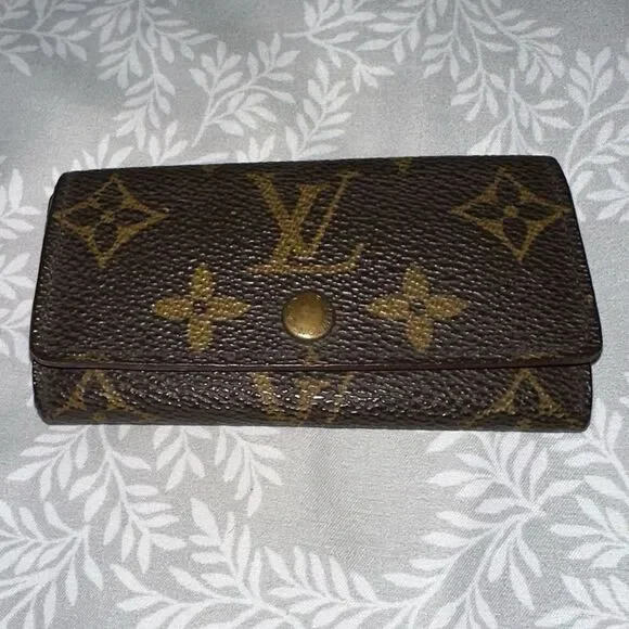 Louis Vuitton Key holder Brown Monogram