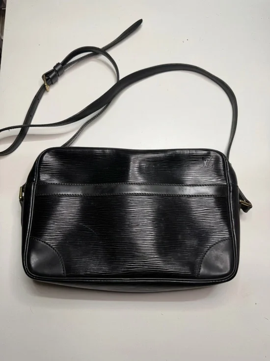 Louis Vuitton Trocadero Black Epi Leather Shoulder Bag with Gold Hardware