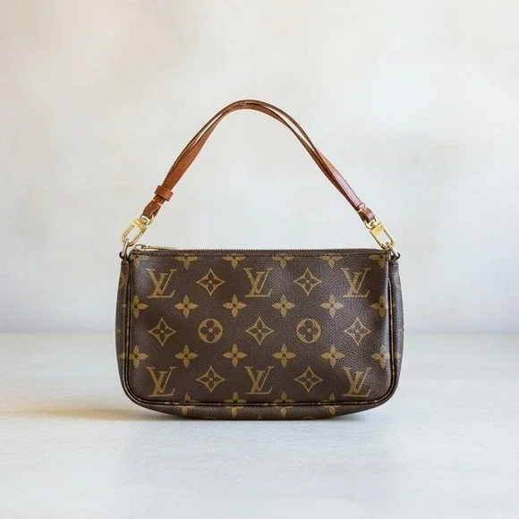 Louis Vuitton‎ Pochette Accessories Monogram Canvas France AR0050 Y2K Vintage