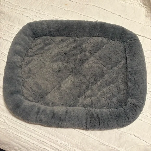 24” plush crate mat for dogs