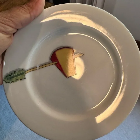 EUC CANAPE PLATE NANCY GREEN FOR CRATE & BARREL 