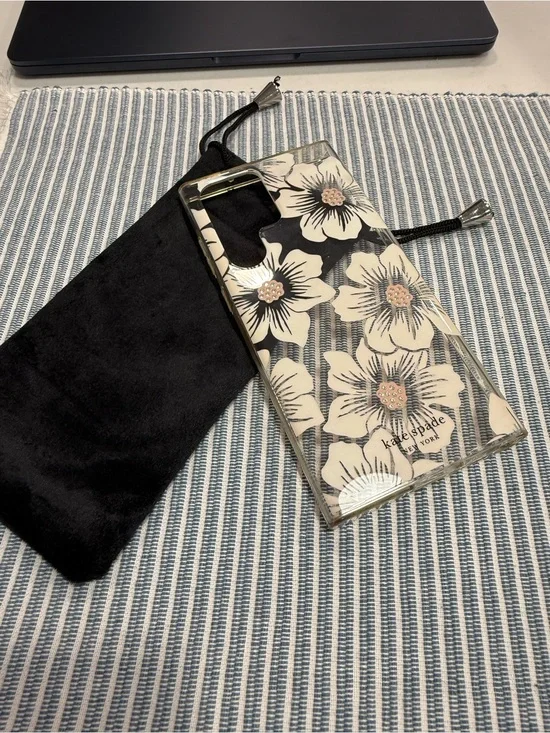 kate spade -S23Ultra- Black and Cream Floral Clear Phone Case (Good condition)