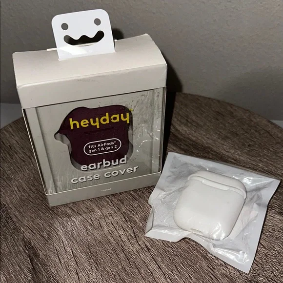 Apple AirPods Bundle