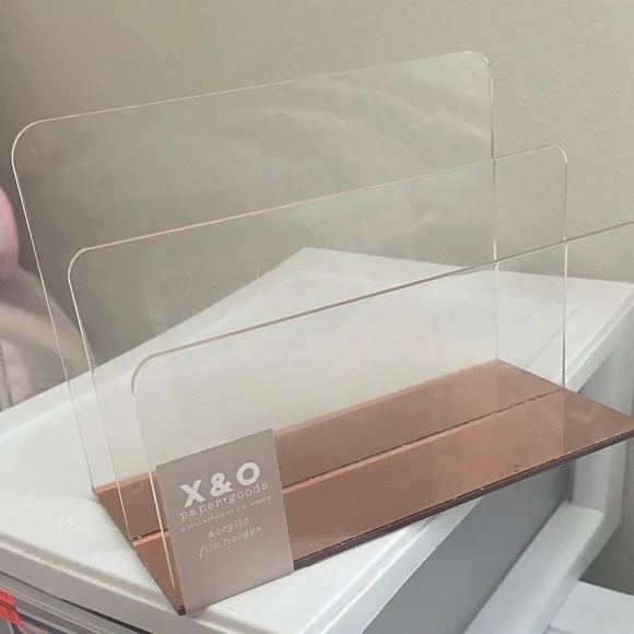 Oxo rose gold pink acrylic eyeshadow palette/office file holder💕💐