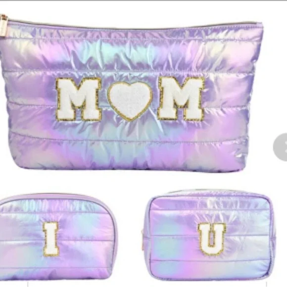 I Heart Mom Makeup Bag Set