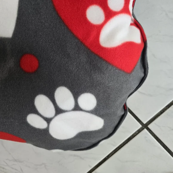 Dof Bed with Red and White Heart Paw Print New Handmade