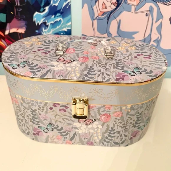 !! DO NOT BUY !! Large makeup / accessory storage organizer case