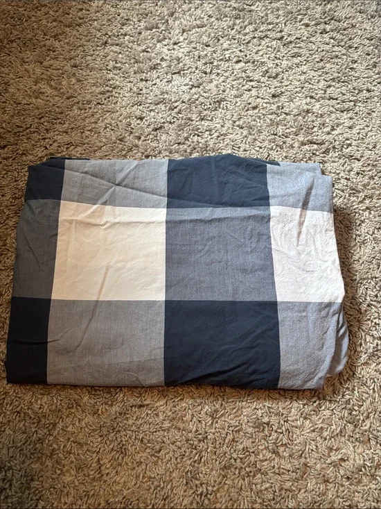 Crate&Barrel Kids Toddler Crib Fitted Sheet Navy, Gray and White Buffalo Check