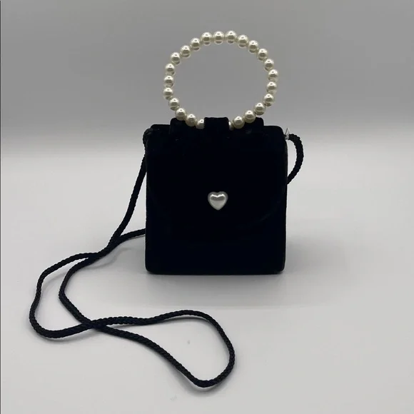 DOVER KIDS BLACK VELVET PEARL HANDLE BAG ELEGANT