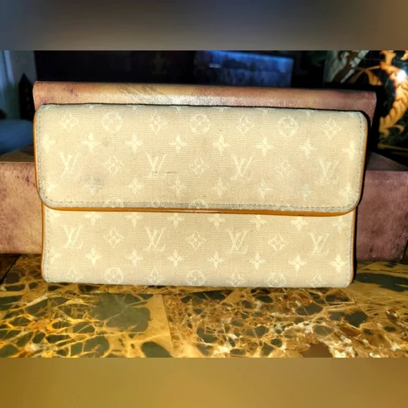 LOUIS VUITTON MINIRUN