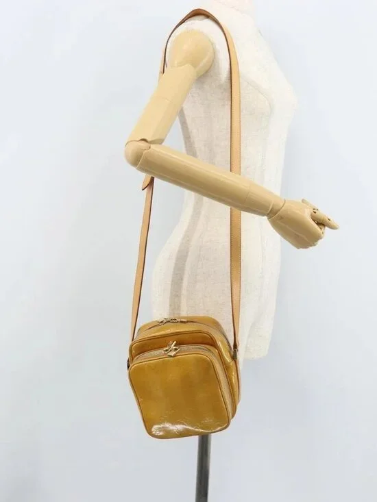 LOUIS VUITTON Monogram Vernis Wooster Shoulder Bag Beige LV