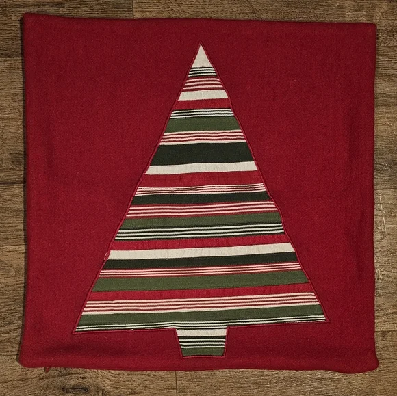 Crate&Barrel Holiday Pillow Cover 16