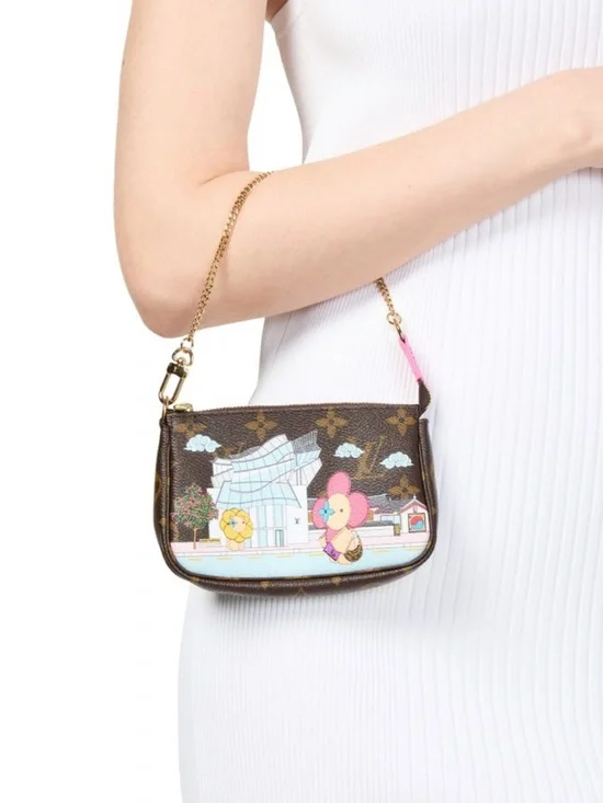 NEW Louis Vuitton Seoul South Korea Mini Pochette Accessoires *Limited Edition*