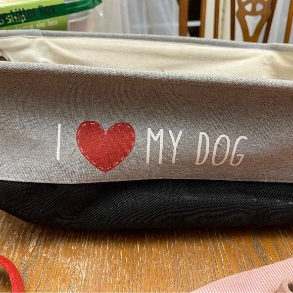 Gray & Black 'I ♥ My Dog' Pet Bed Organizer - Red Heart Accent