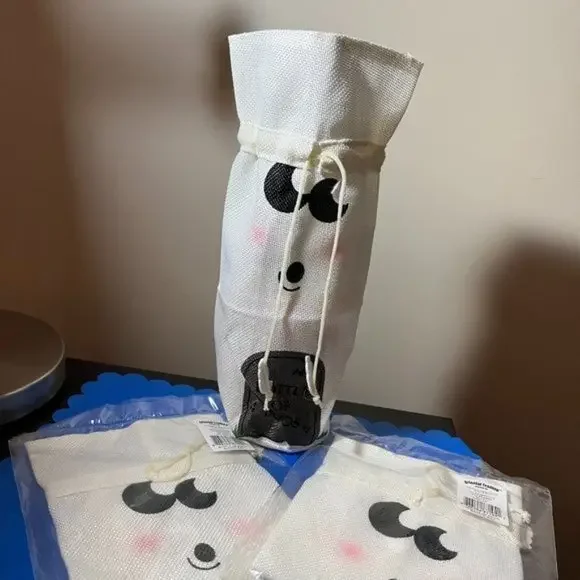 Ghost Wine Bags -‎ Lot of THREE (new) (home/bar accessories)