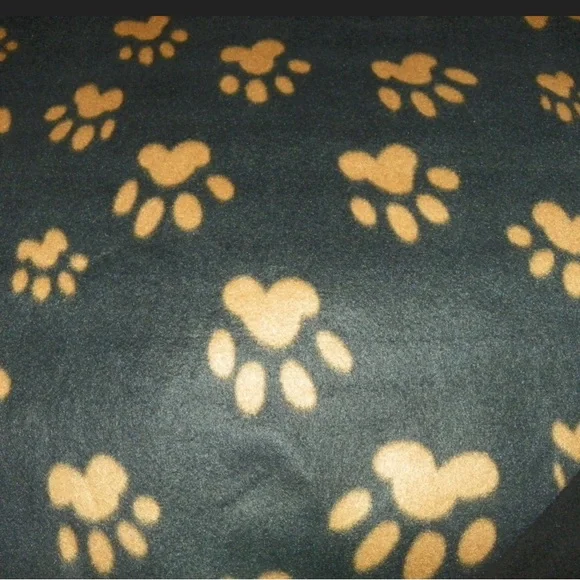 Cat or Dog Reversible Double Fleece Blanket 26”x30”
