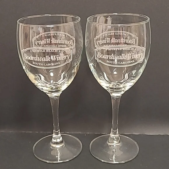 Pair of Myrtle Beech Boardwalk Winery Wine Glasses