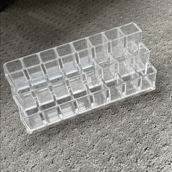 Clear Acrylic Multi-Compartment Organizer - 24 Slot