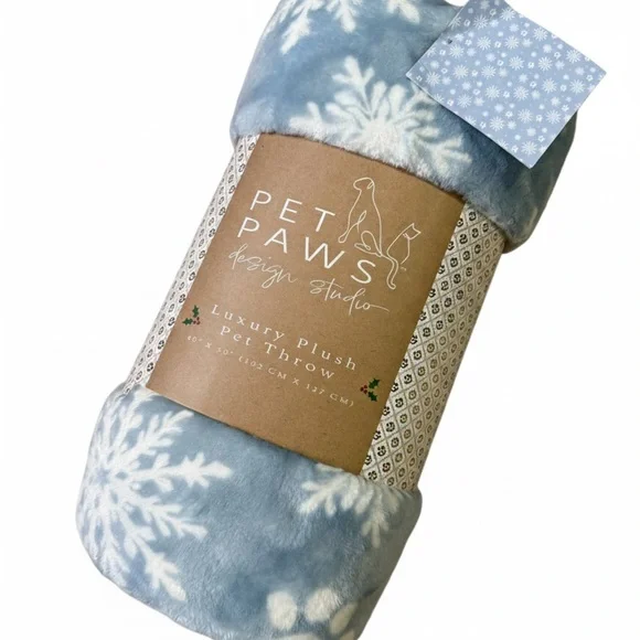 NWT Luxury Plush Pet Blanket Blue Snowflake Winter Dog Cat Throw 40