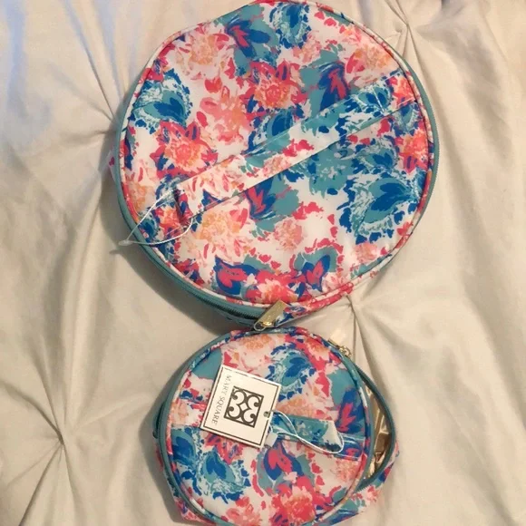Makeup and jewelry case