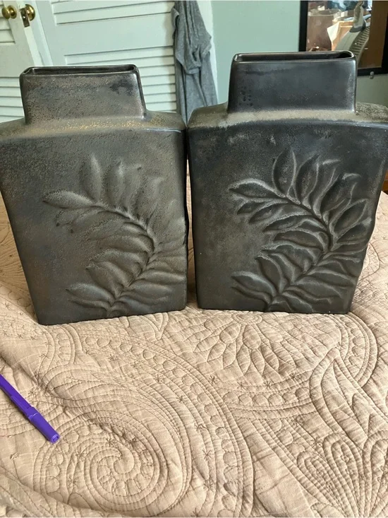 NWT Set of Crate&Barrel Bronze Tone Leaf Design Vases