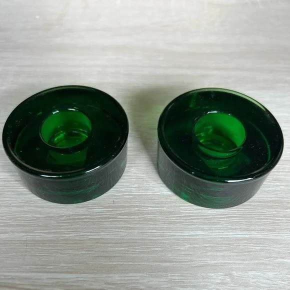 Crate & Barrel set of 12 Taper Candle Holder Round Glass