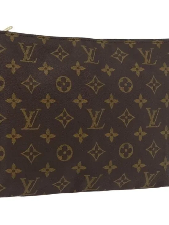 LOUIS VUITTON Monogram Poche Toilette 26 Pouch M47542 LV Auth 178360A