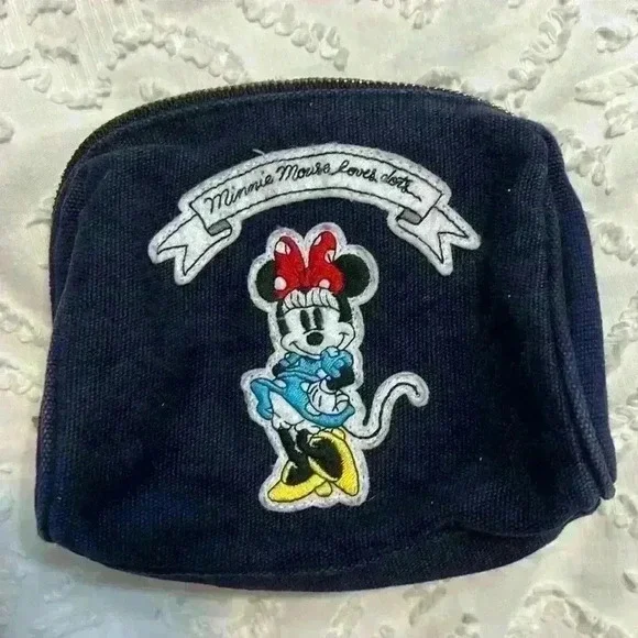 Minnie Mouse Loves Dots‎ change purse