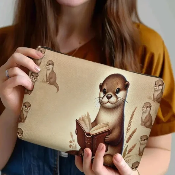 Cute Otter Print Makeup Bag