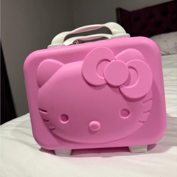 Pink Hello Kitty Lunch Box