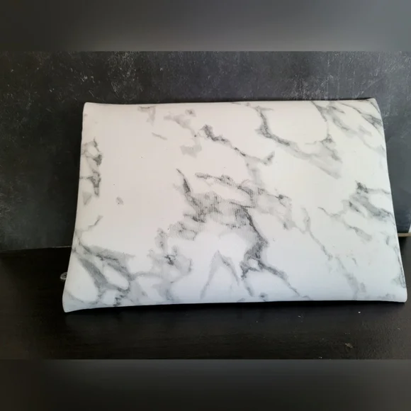 Ipsy marbled makeup bag.