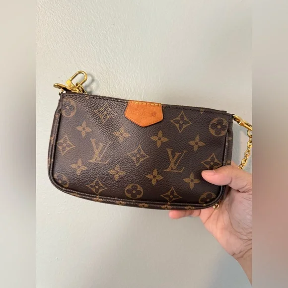 Louis Vuitton small pochette from MPA