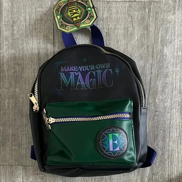 Make Your Own Magic Mini Backpack - Black & Forest Green (from WICKED)