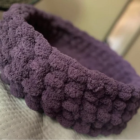 Hand Knitted Chunky Pet Beds