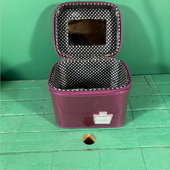 Caboodles Go Getter Small Purple Train Case Polka Dots and Mirror Inside
