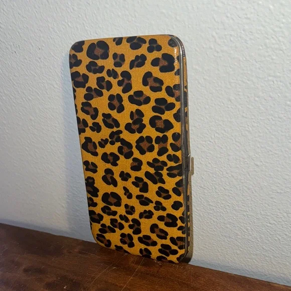 Braciano Leopard Print Clutch Wallet Like new!