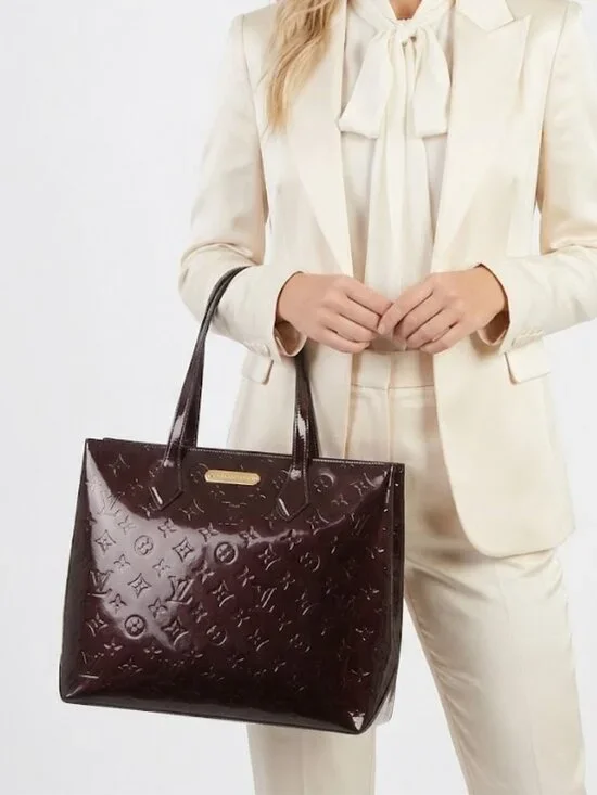 Louis Vuitton Vernis Amarante Willshare MM