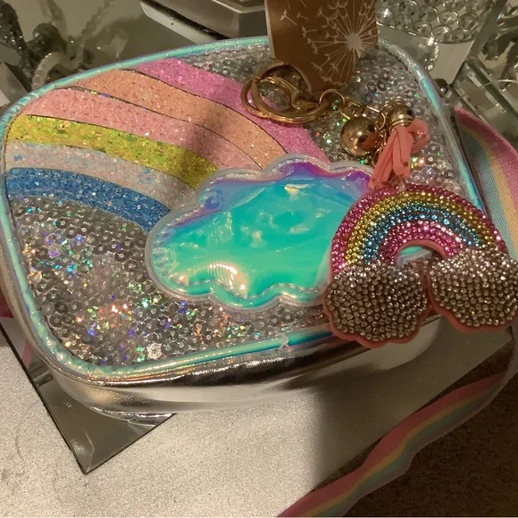 Super cute bundle for a little girl 🌈🌈
