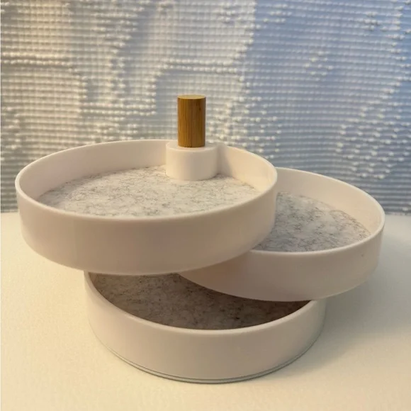 The2Bandits Tiered Catchall Tray