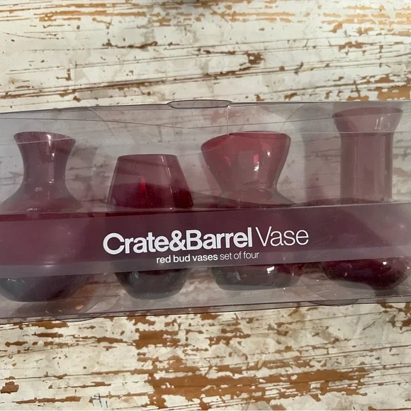 New set of 4 Crate&Barrel red bud vases