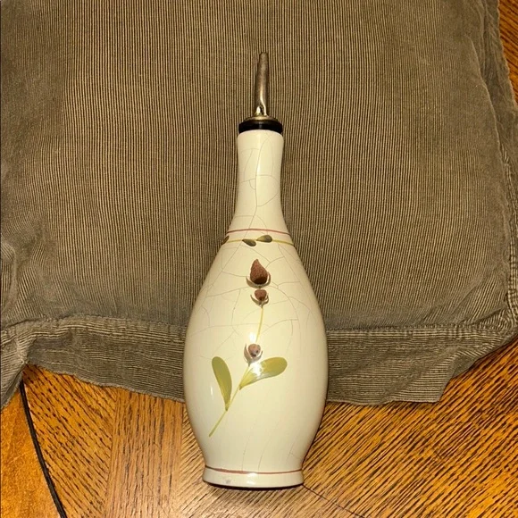 Crate&Barrel: Ceramic Olive Oil Dispenser