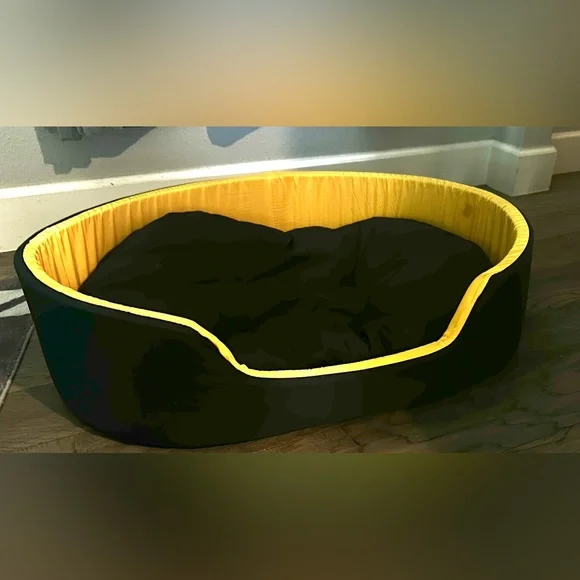 Cute dog bed: reversible: never used
