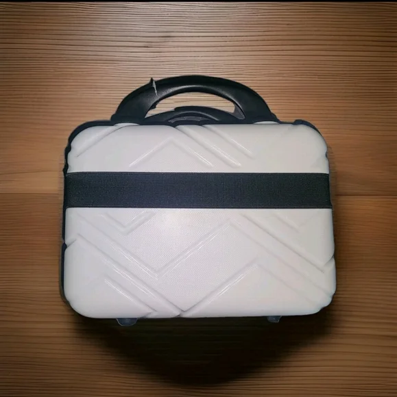 Stylish Black and White Hardshell Makeup Bag NEW