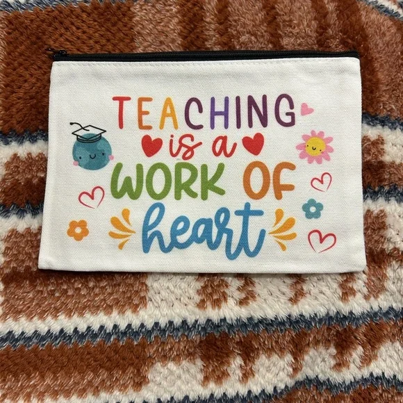 **2/$10** Colorful Teaching Pouch
