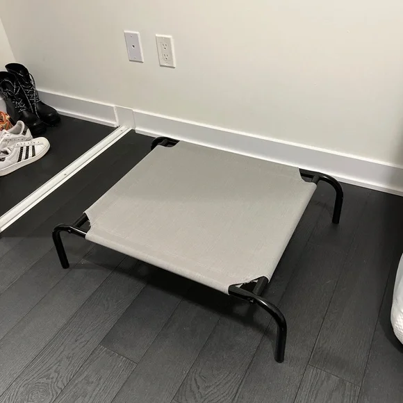 Dog bed