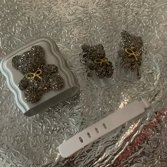 Silver Glitter Bear Accessories Set