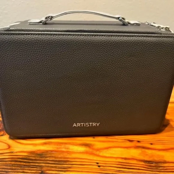 Artistry Amway Grey Double Sided Vanity Box / Travel Case - Never Used.