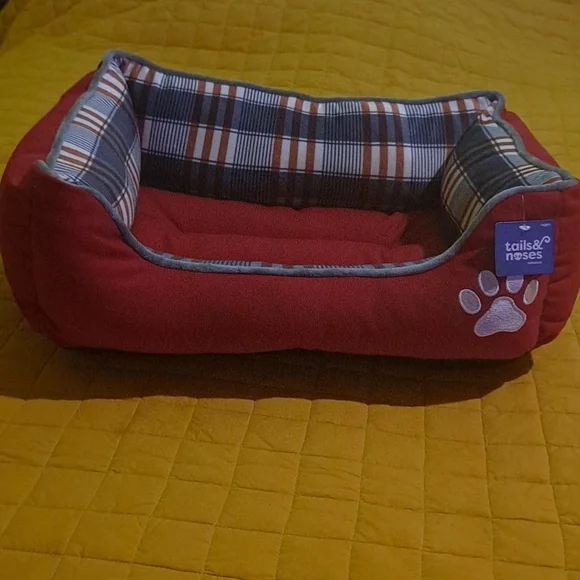 Red,white and blue plaid dog be